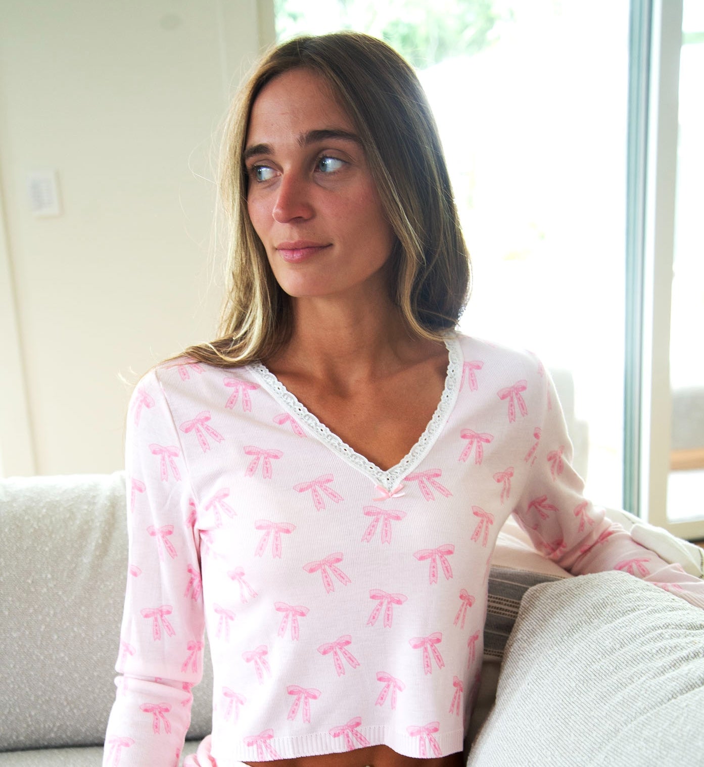 SET Crop V Slouchy & Long Pant - Pink Forever Love Bow