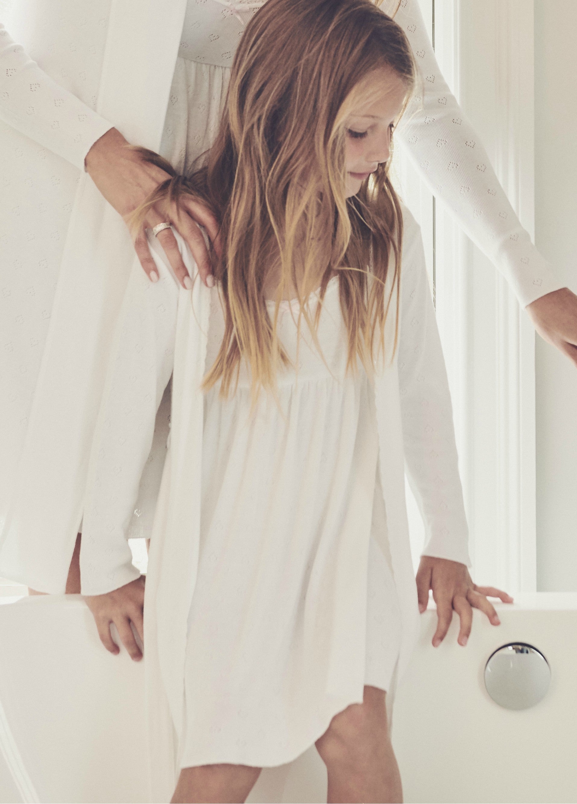 Girls Robe with Lace - Pearl White Hearts Pointelle