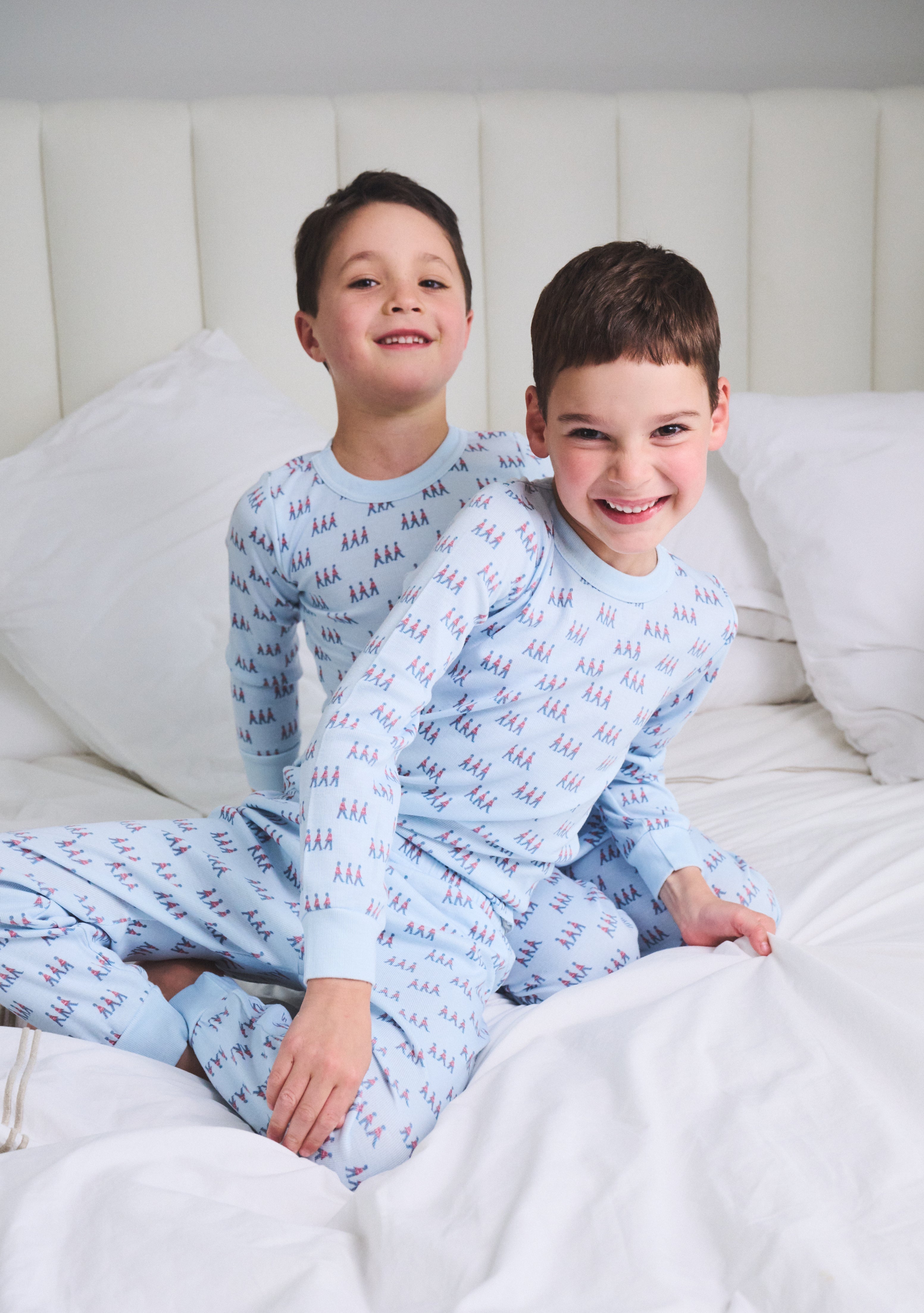 Boys & Baby Crew Long Sleeve - London Soldier Print -HID till winter 2026