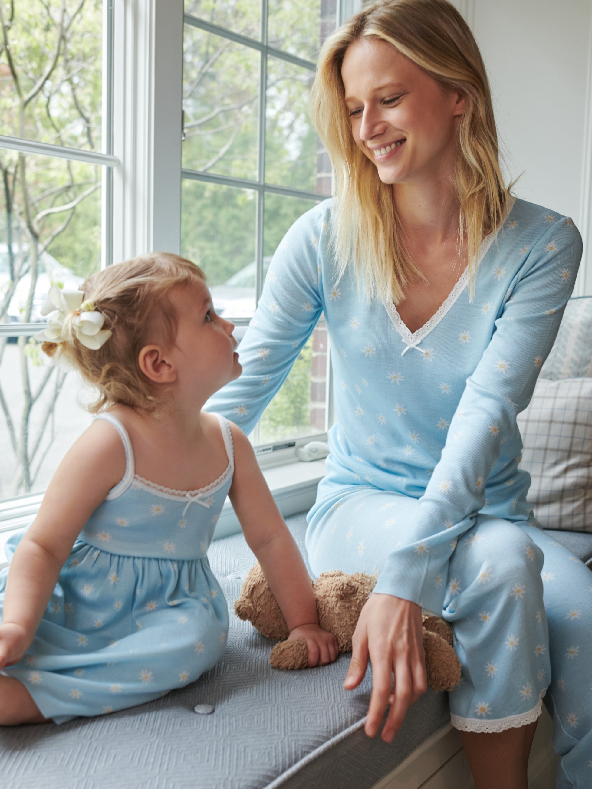 GIRLS SIMPLY DAISY Print Lookbook