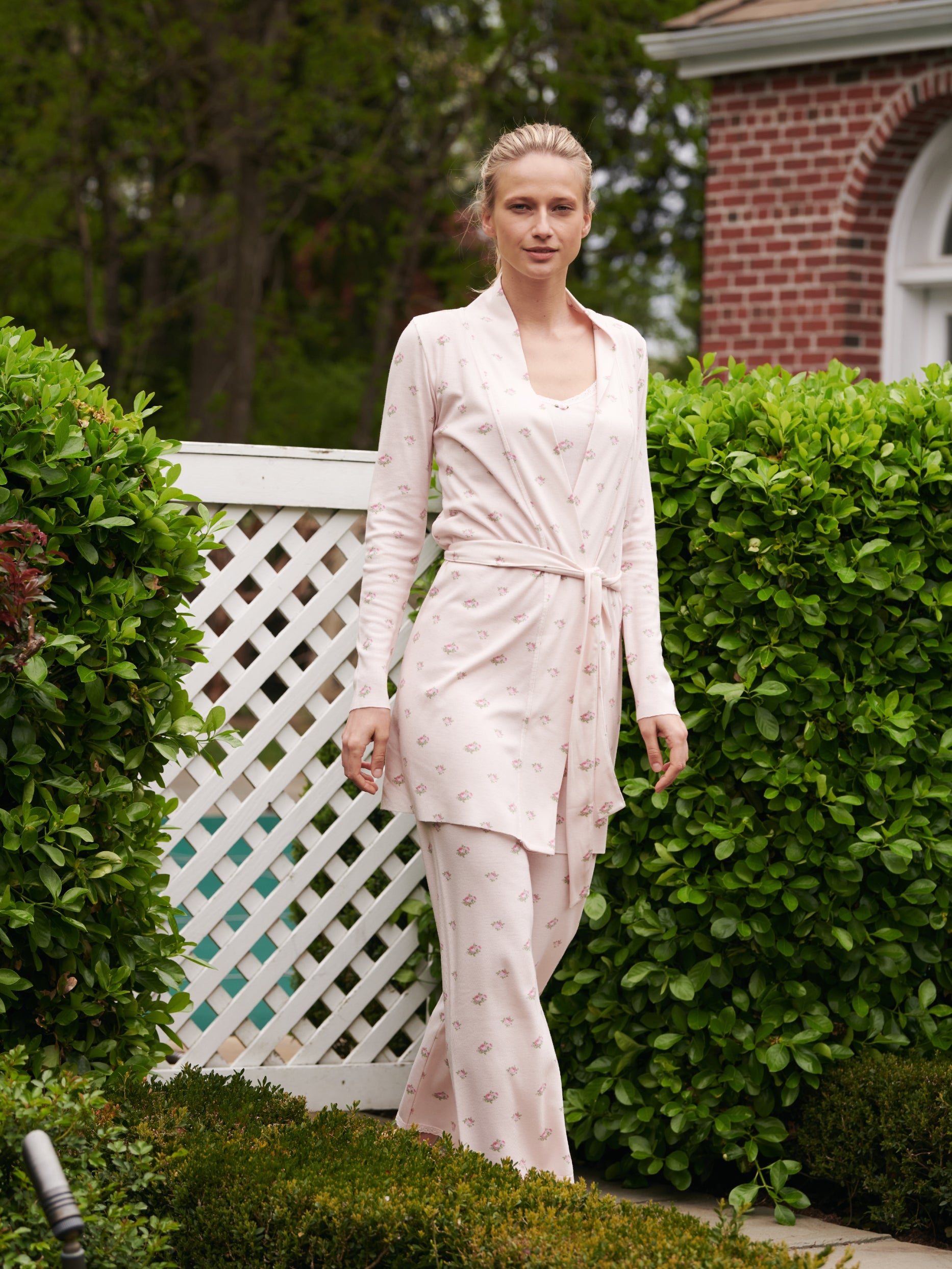 Pink Vintage Rose Print - Lookbook