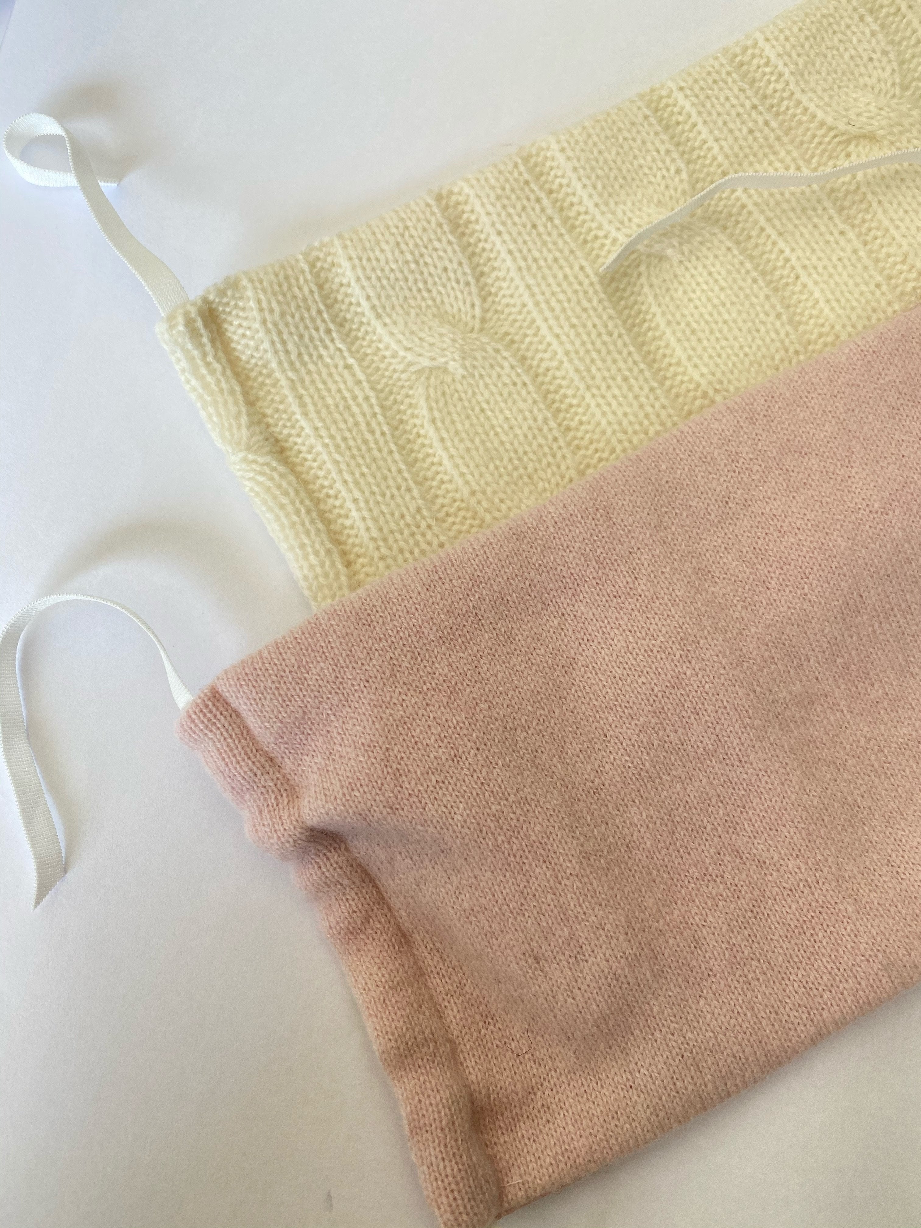Cashmere Masks- Pale Pink Solid Knit